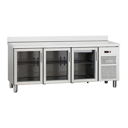 Refrigerated counter with 3 glass doors and lock, 535 l